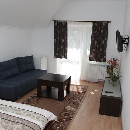 Apartments On Drohobytska 6B Truskavets Bagian luar foto